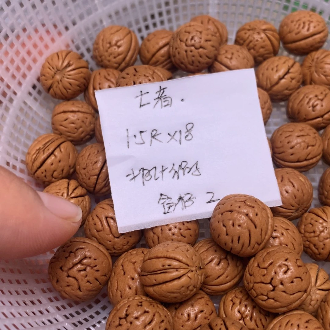 龙纹桃核野生小馒头