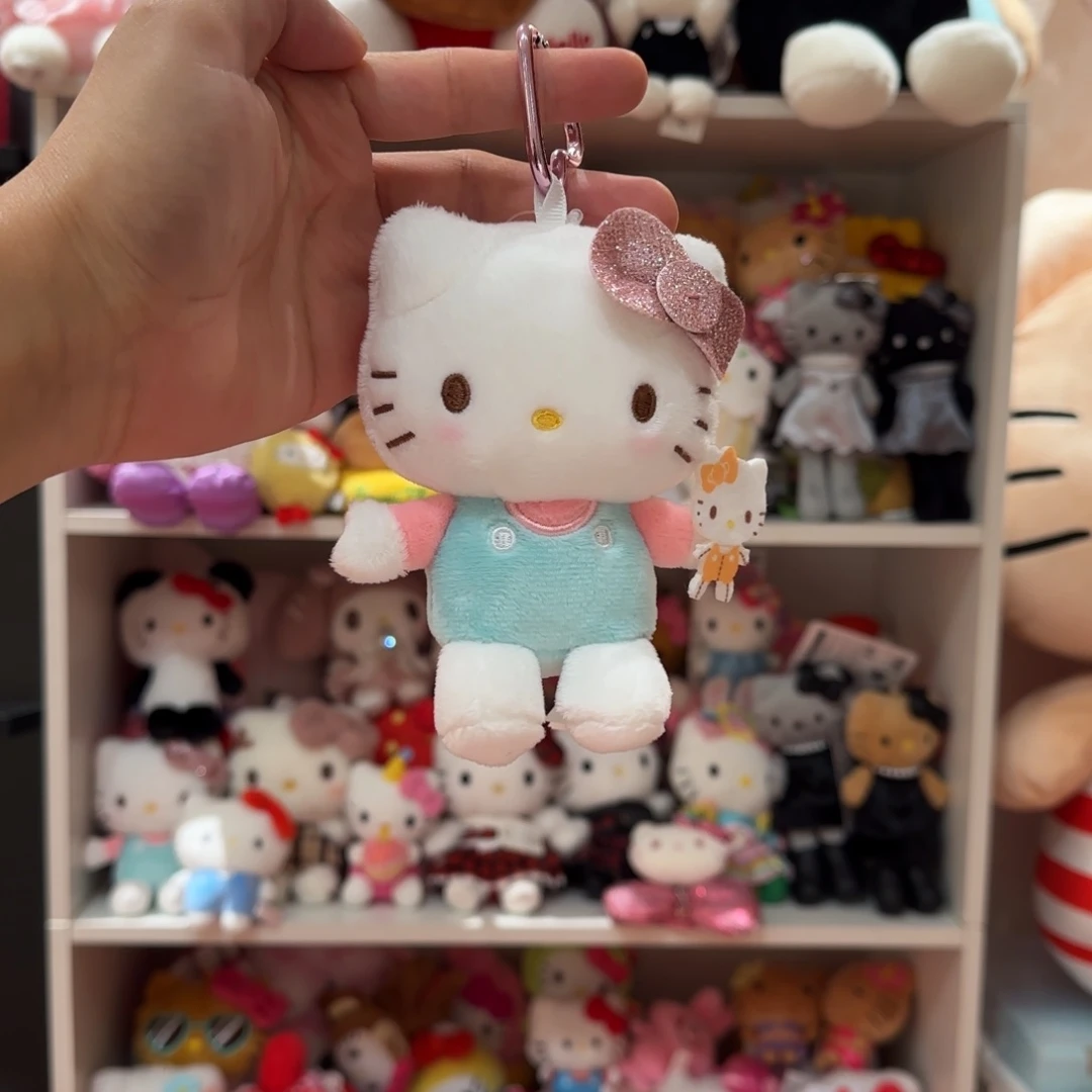 毛绒拿小kt的kt挂件