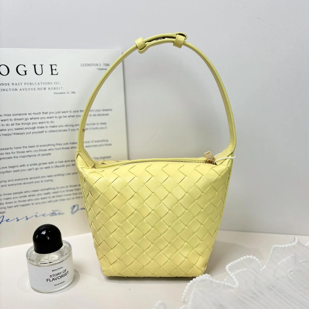 95新 BOTTEGA VENETA/葆蝶家 葆蝶家/单肩包/3596