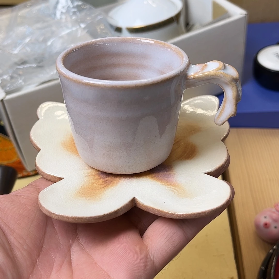 盖碗在一起就是好姐妹的