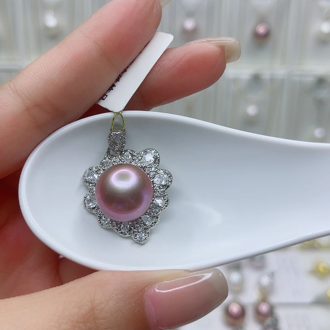 淡水珍珠未镶嵌吊坠(赠链)