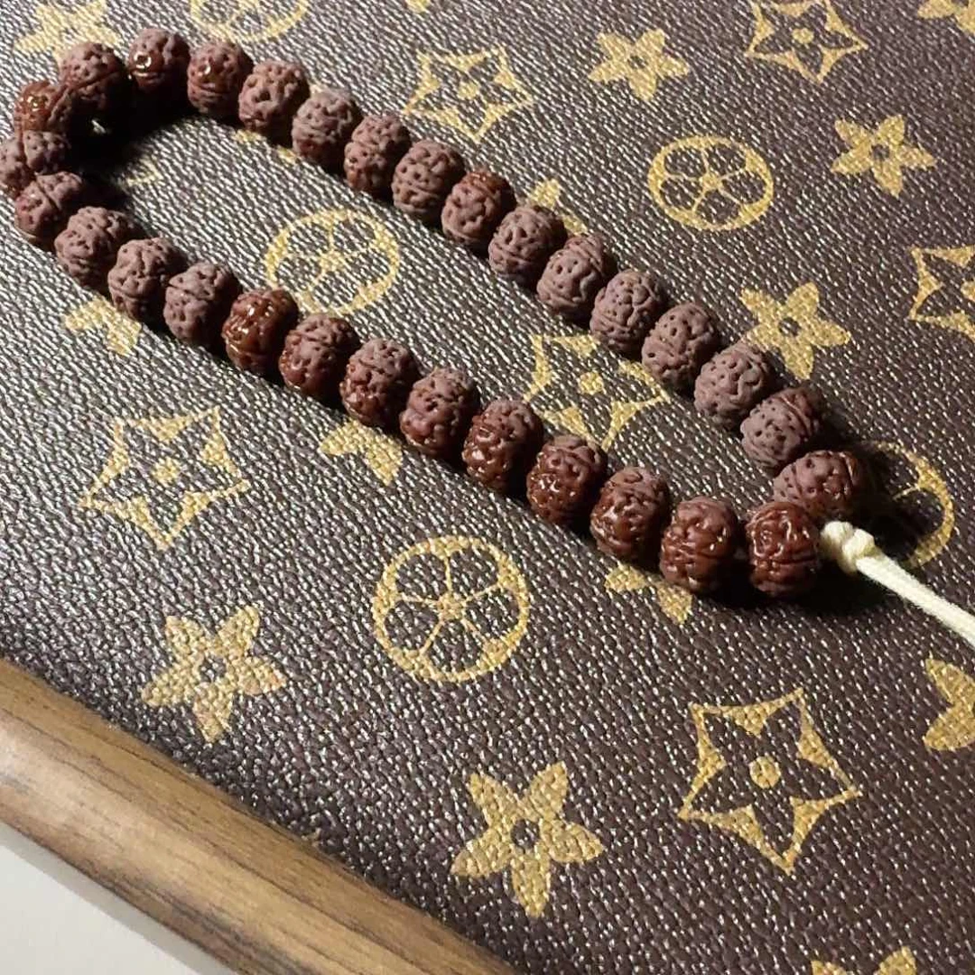 ****寿吊坠金刚菩提勿里达老树王手持