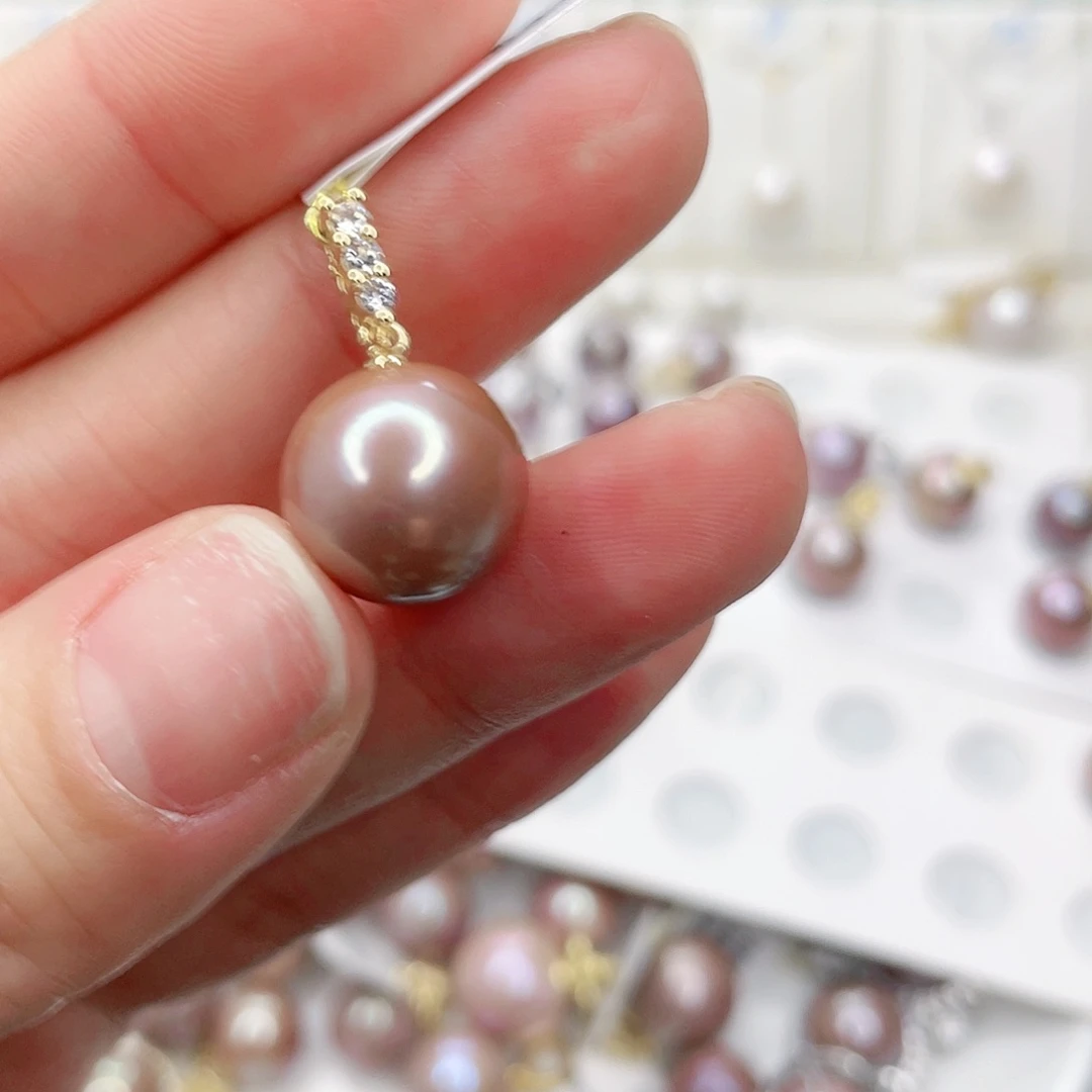 淡水珍珠吊坠(赠链)未镶嵌