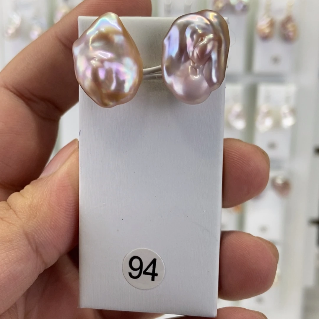 银S925镶嵌淡水珍珠耳饰