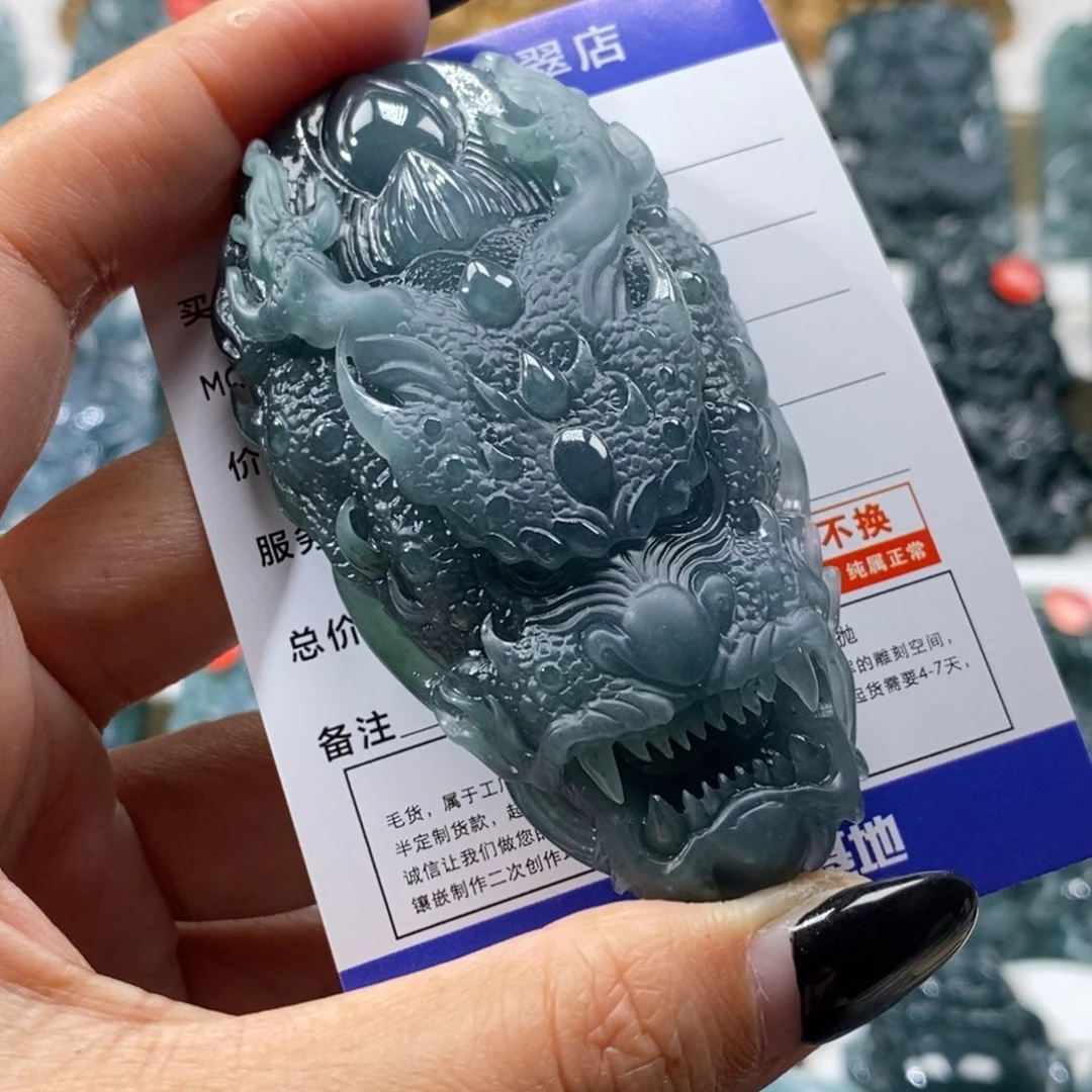 史***周颈饰未镶嵌翡翠翡翠