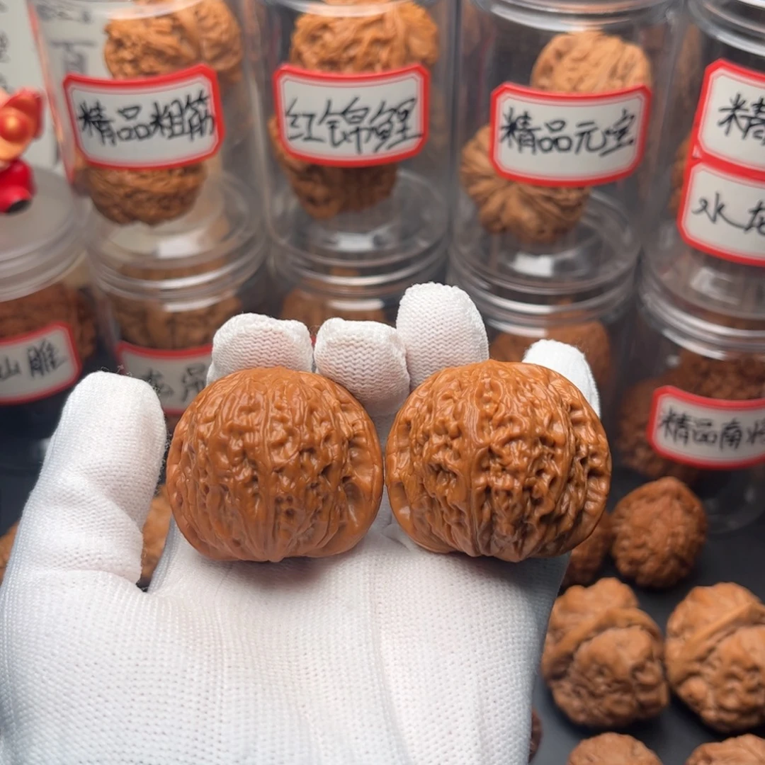 文玩核桃把件40.5平谷铁锤