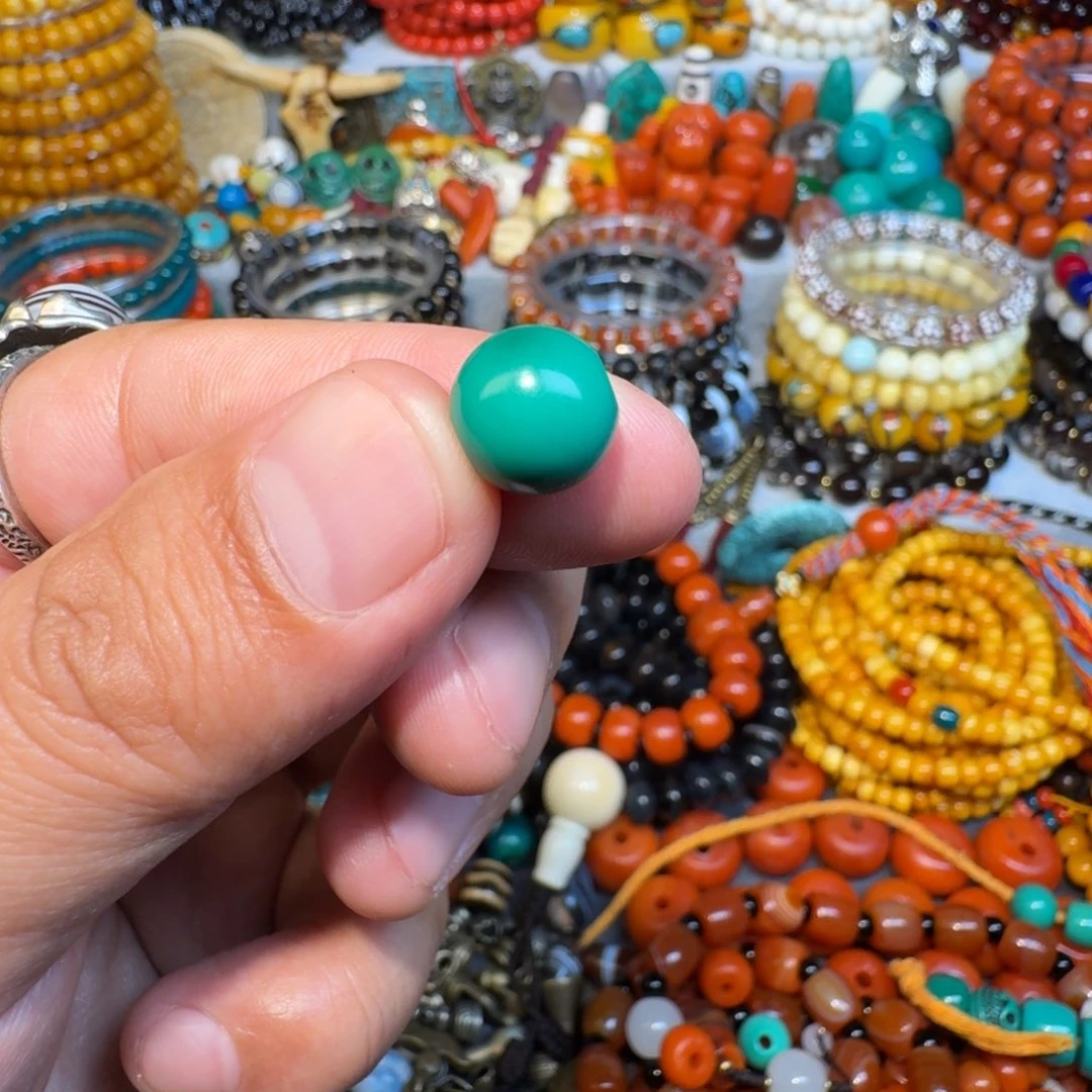 雾***香绿松石未镶嵌耳饰10.6