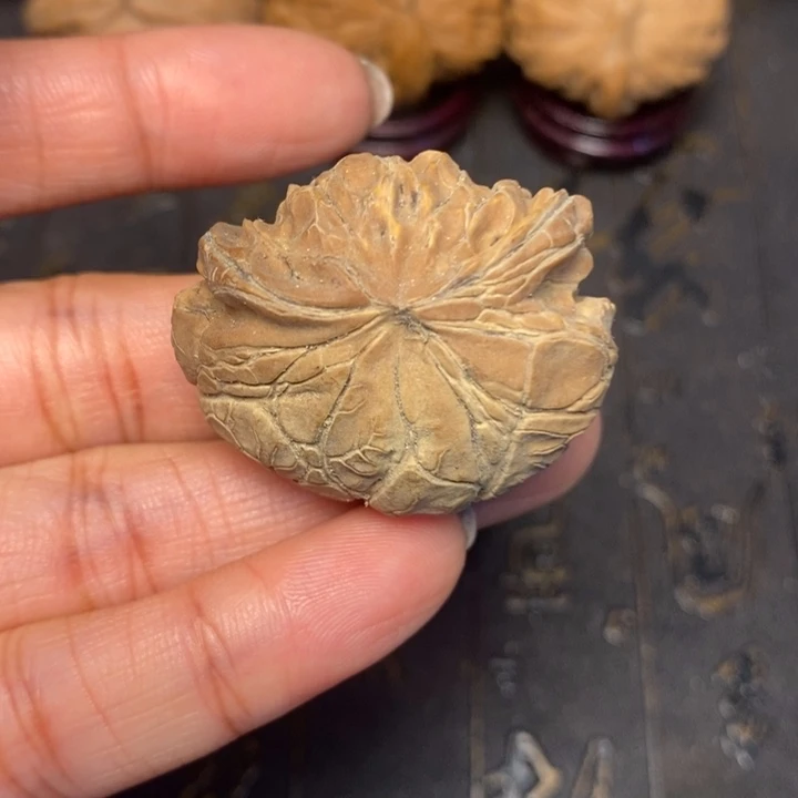 添***饭吊坠文玩核桃文玩核桃异形单只