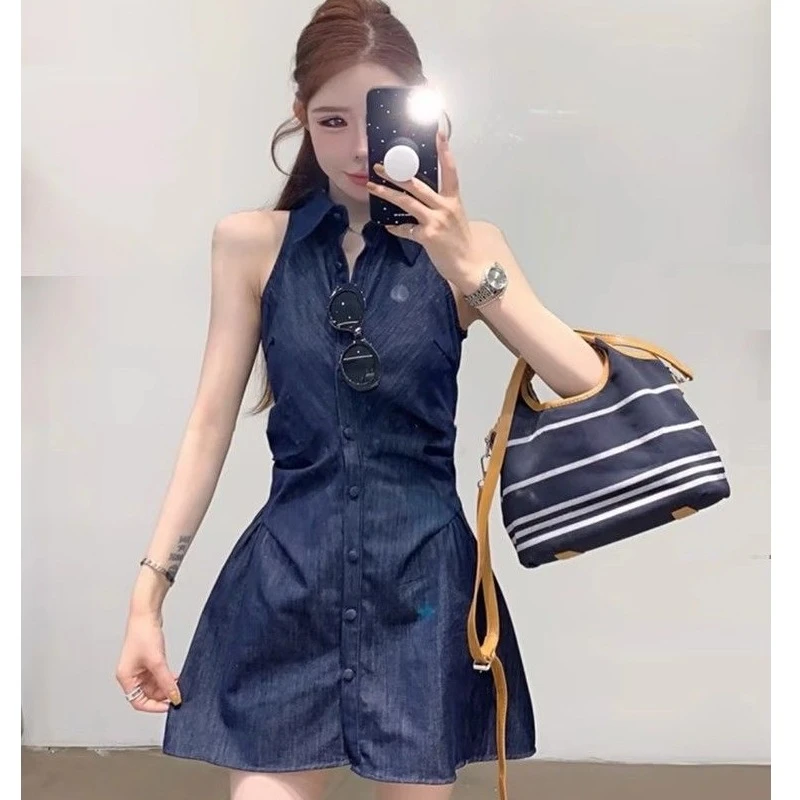 韩系翻领收腰牛仔连衣裙女夏季新款气质显瘦单排扣皱褶无袖短裙潮