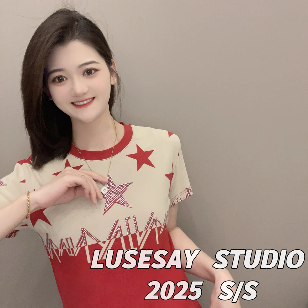 LUSESAY 设计感重工烫钻 2025新款 短袖t恤女百搭休闲红色上衣