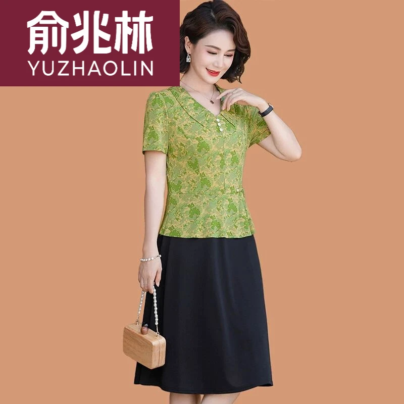 俞兆林妈妈夏装2025新款连衣裙洋气中老年女夏季假两春秋妈妈套装