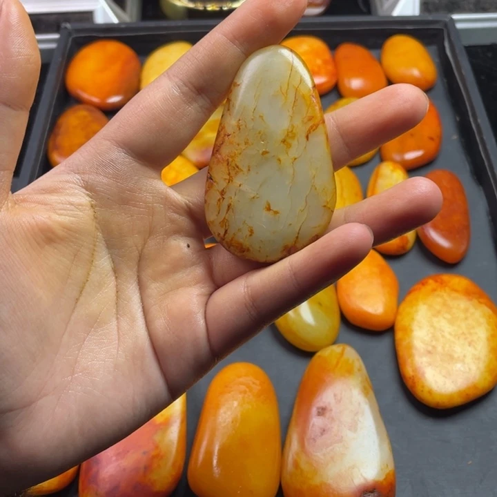 福***照和田玉未镶嵌颈饰