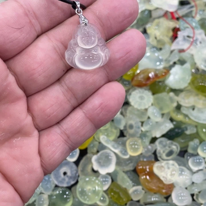 蛇纹石玉合金颈饰