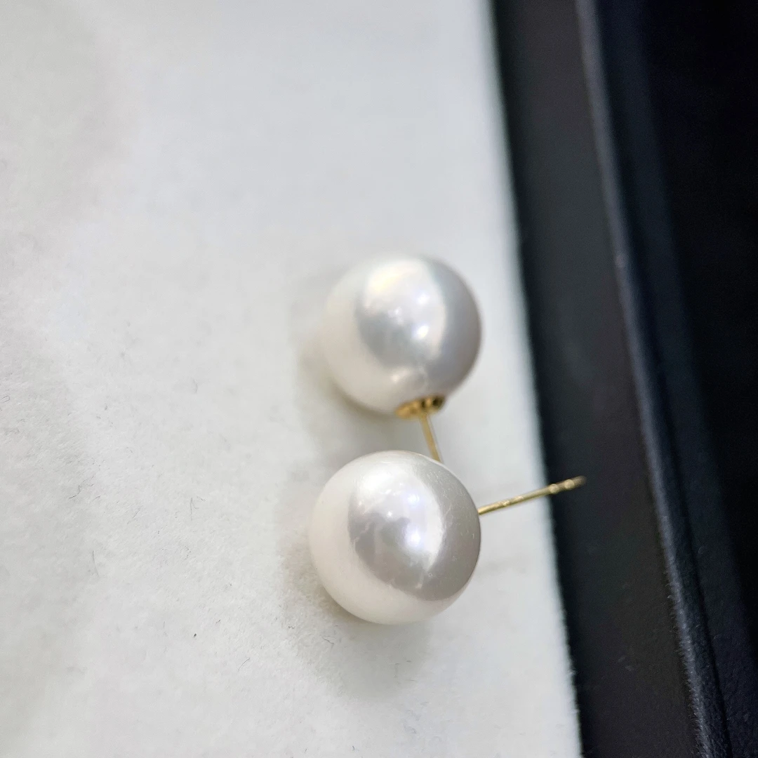 18K金 淡水白色珍珠 白珠K金珍珠耳钉素钉 12-13MM R038
