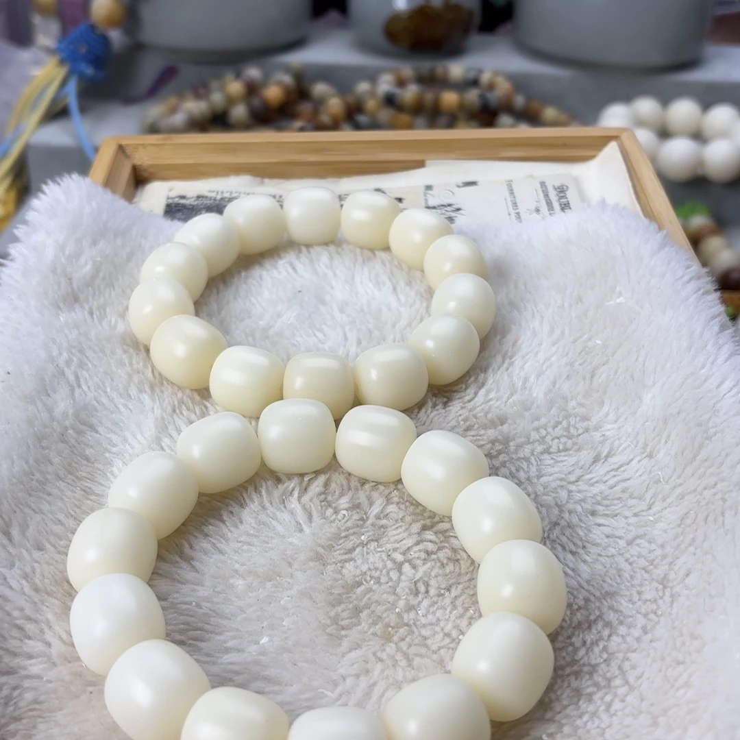 菩提根/象牙果吊坠卡18桶珠