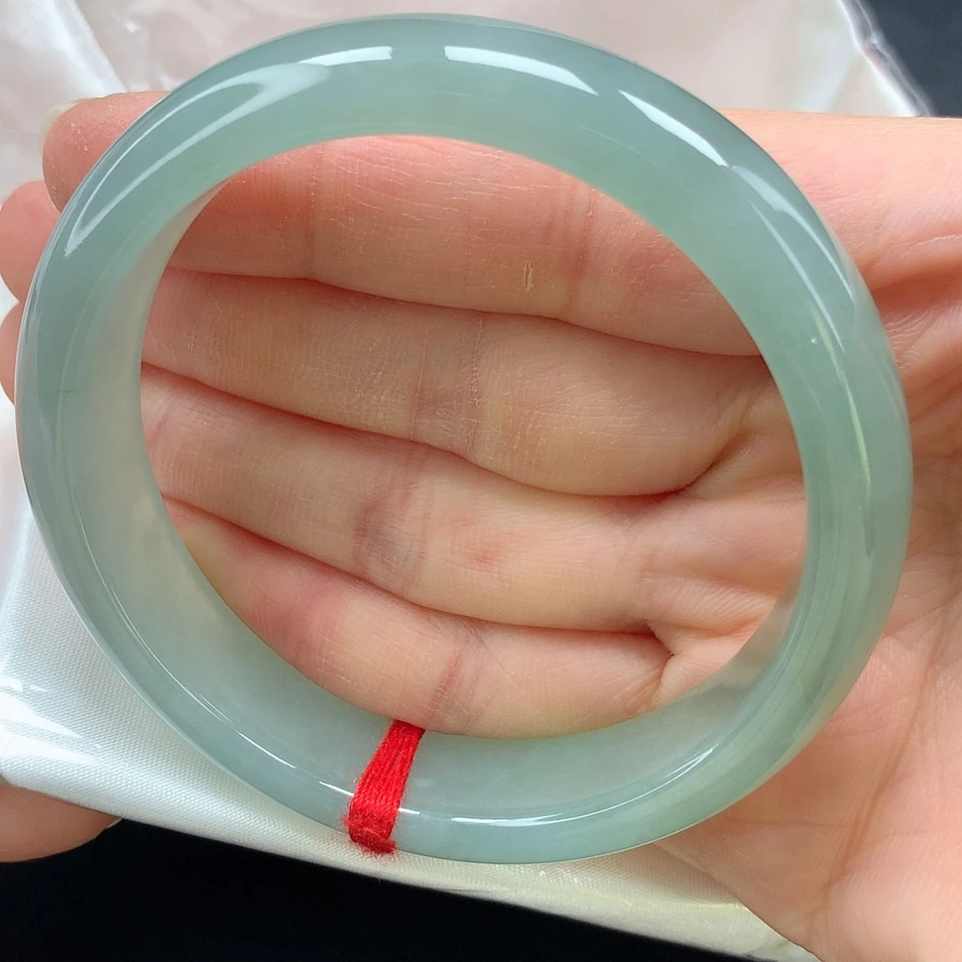 未镶嵌手镯翡翠，60号