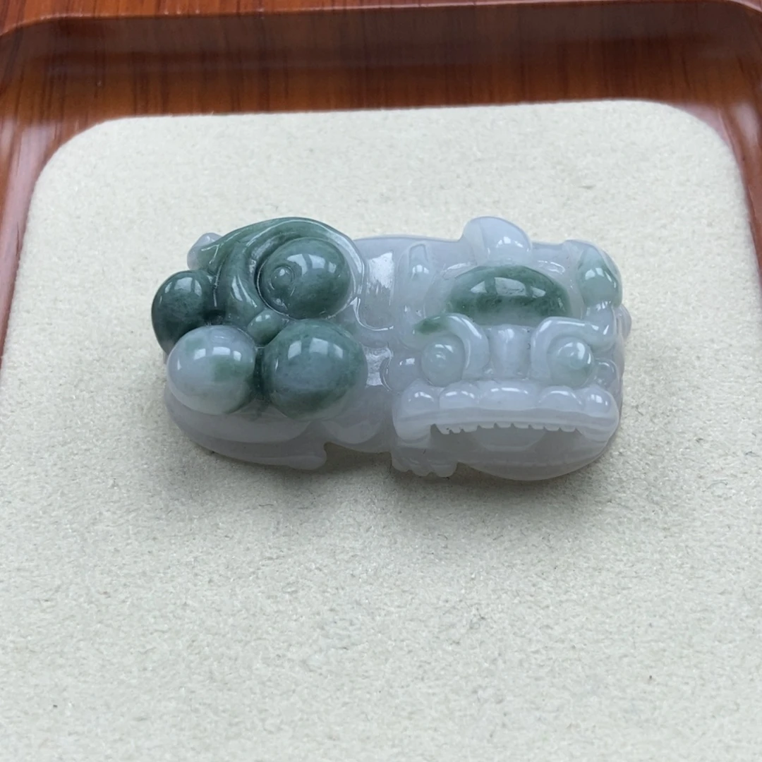 吊坠(赠链)未镶嵌翡翠霸王貔貅吊坠