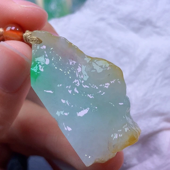 翡翠未镶嵌吊坠(不含链) 8055