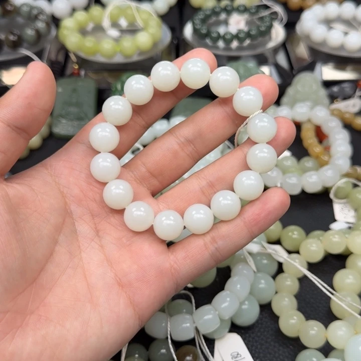 和田玉未镶嵌手链