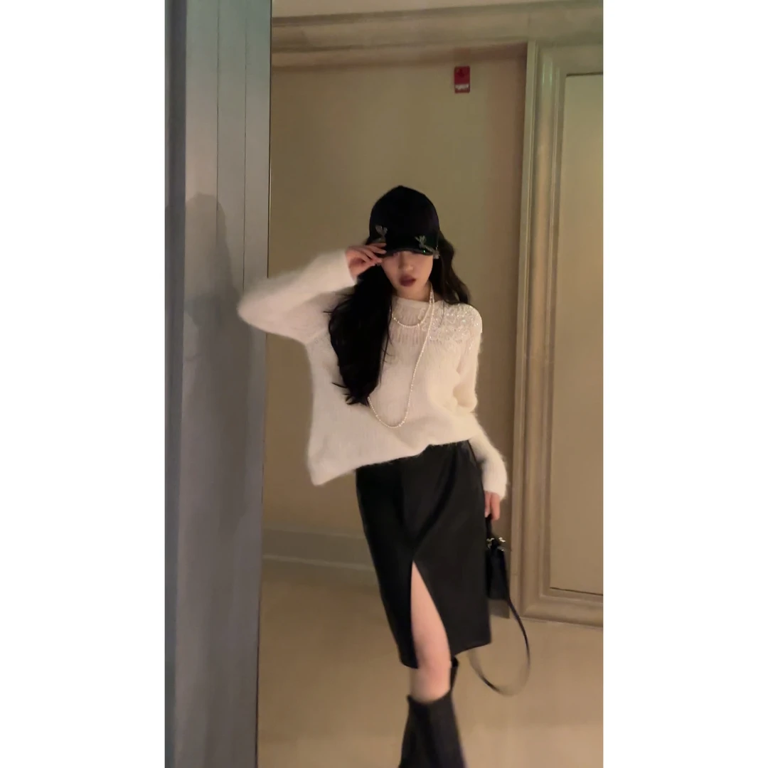 【N·COU】24冬新款【女人花】羊驼毛圆领绣花保暖毛衣DY31605