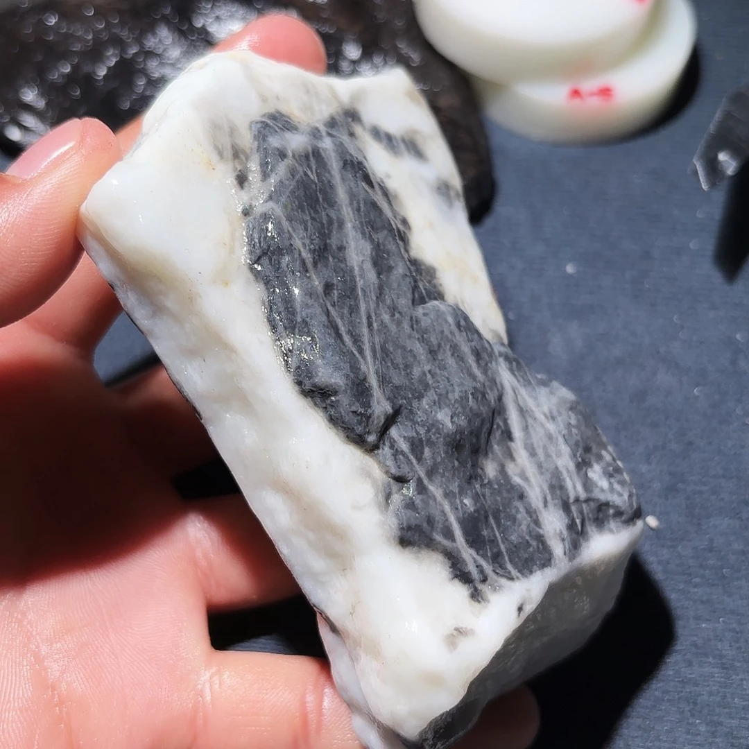 和田玉未镶嵌珠宝奇石