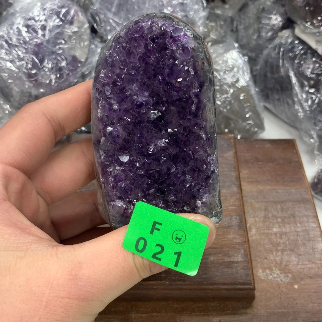 紫晶大型摆件（非配饰）未镶嵌