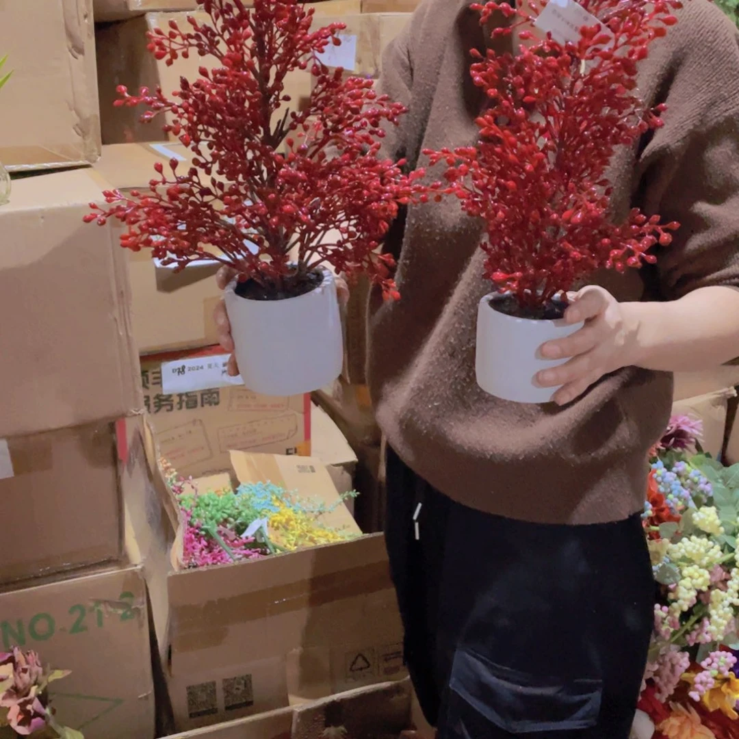 艾*乐陶瓷花瓶，部分微瑕2