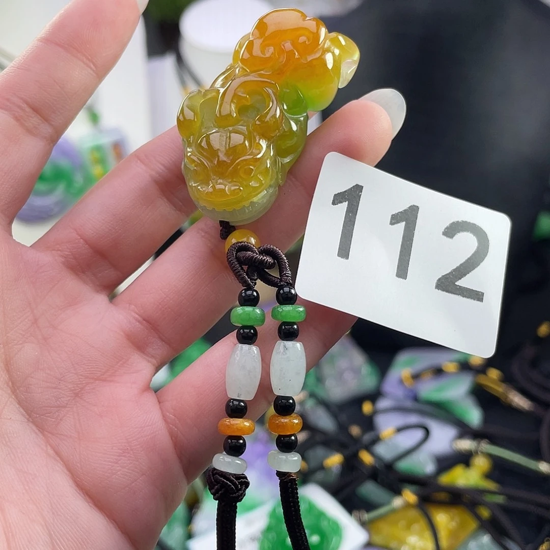 吊坠(赠链)未镶嵌翡翠