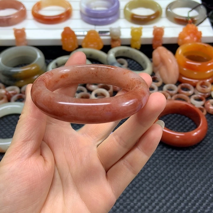 石英质玉未镶嵌手镯