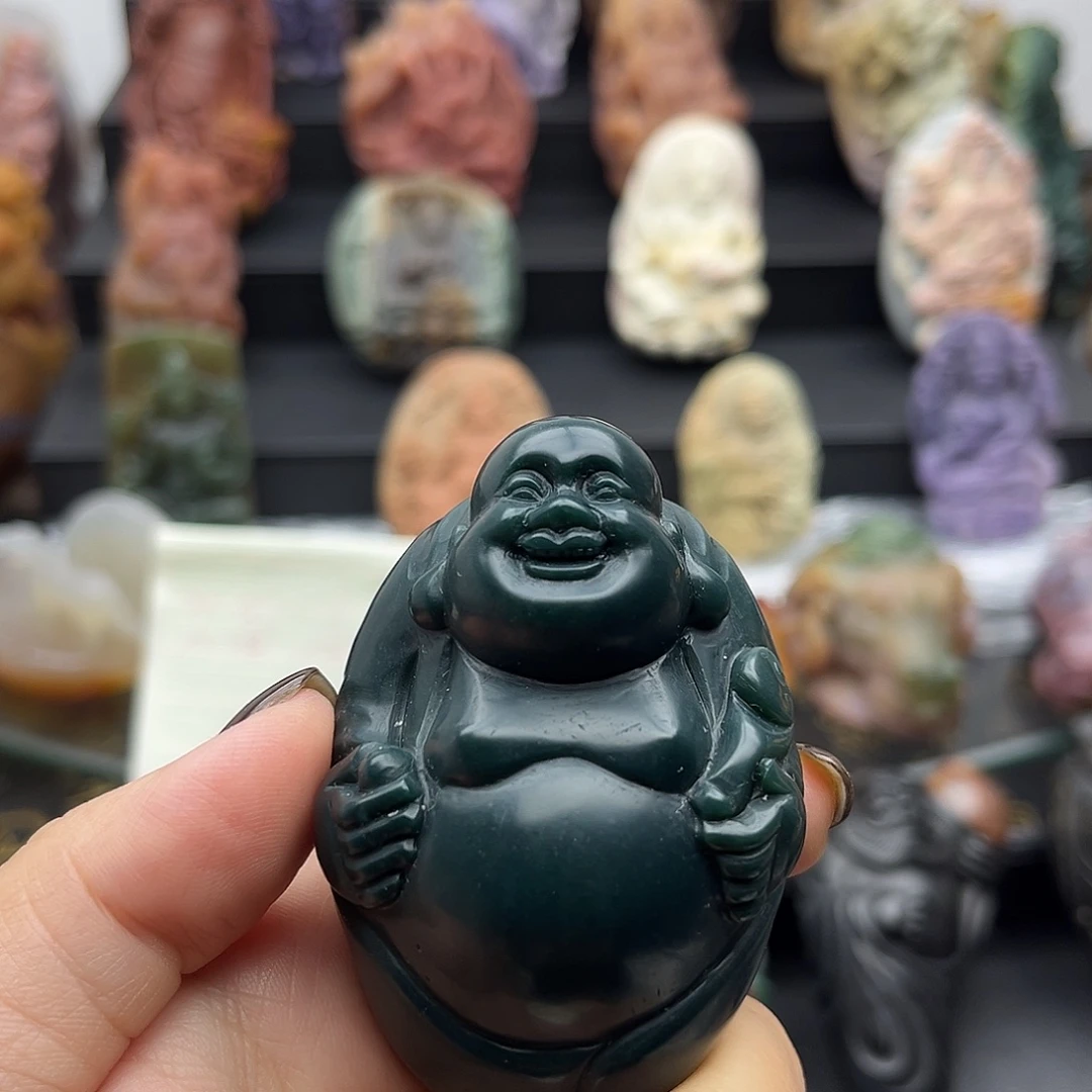 颈饰未镶嵌石英质玉