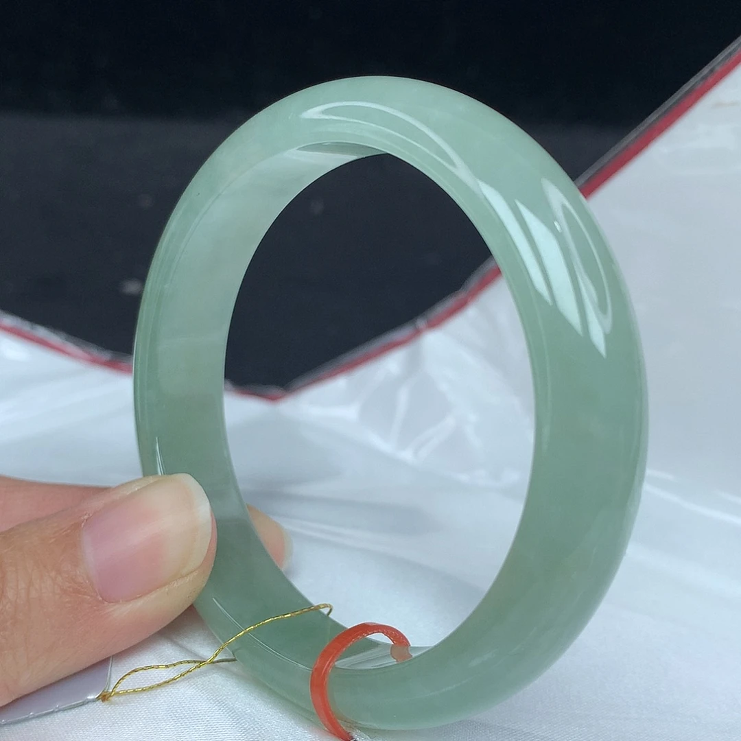 翡翠手镯未镶嵌55圈3017