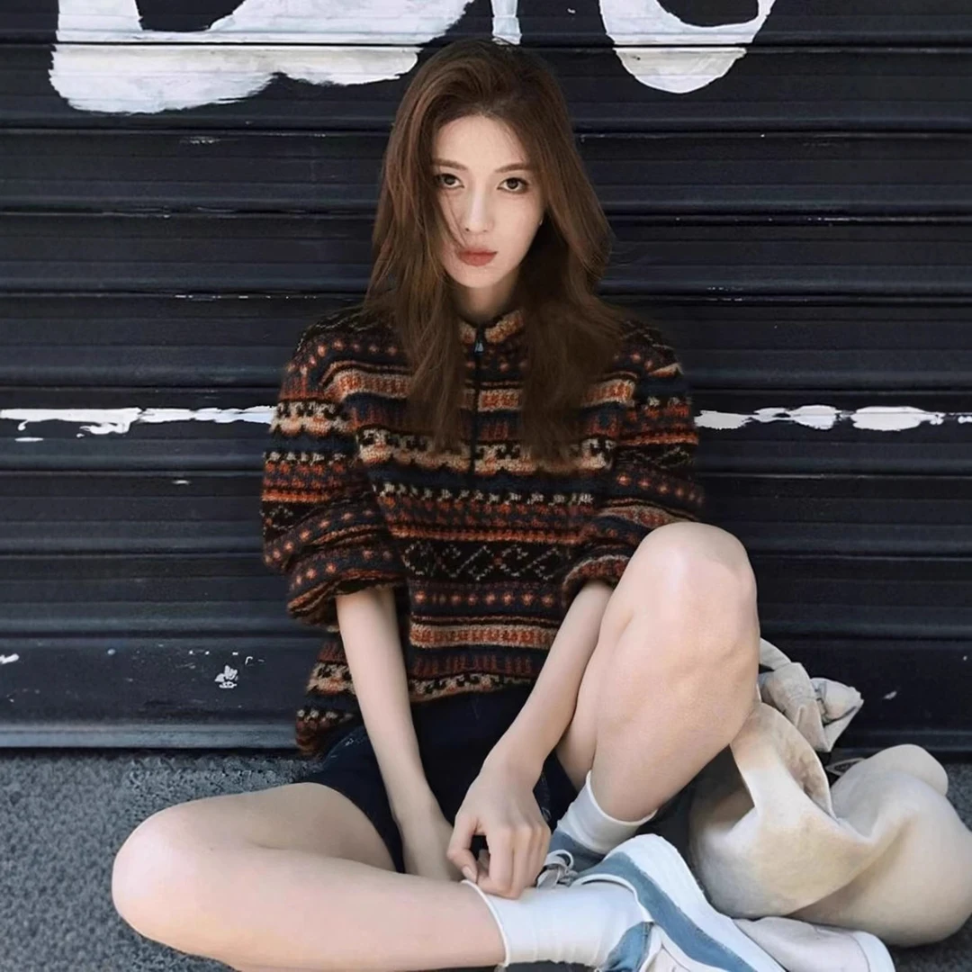 小众不撞款松弛感慵懒风独特别致小众不撞款费尔岛羊羔毛卫衣女冬