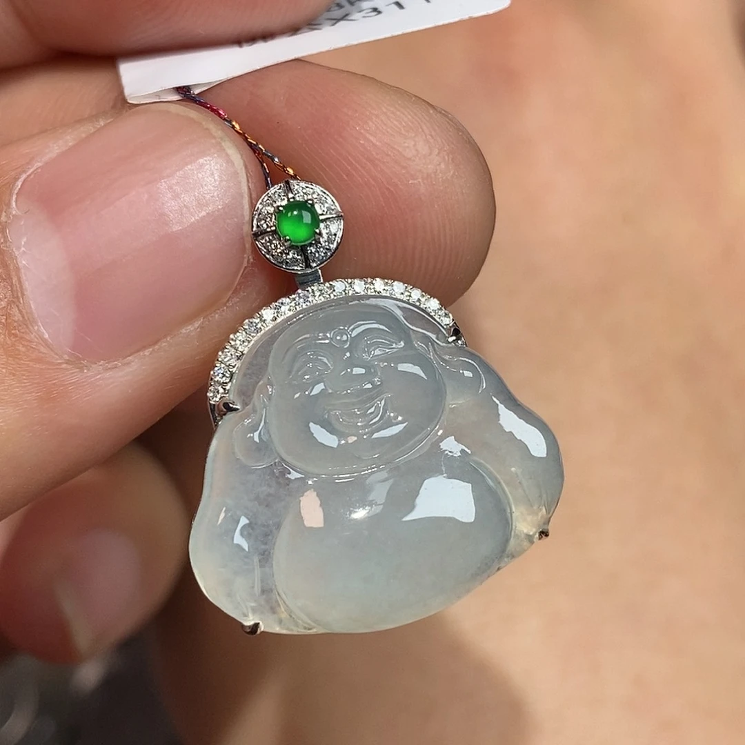 翡翠颈饰18K金镶嵌佛公