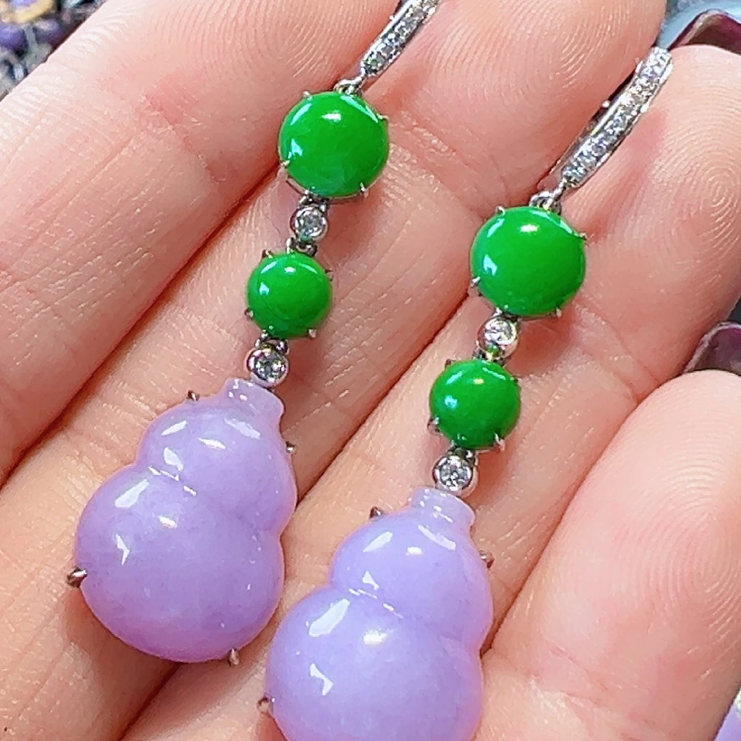 翡翠耳饰18K金镶嵌签收后24小时鉴赏期