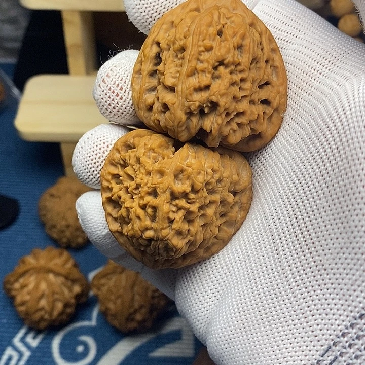 把件文玩核桃43尺南疆石