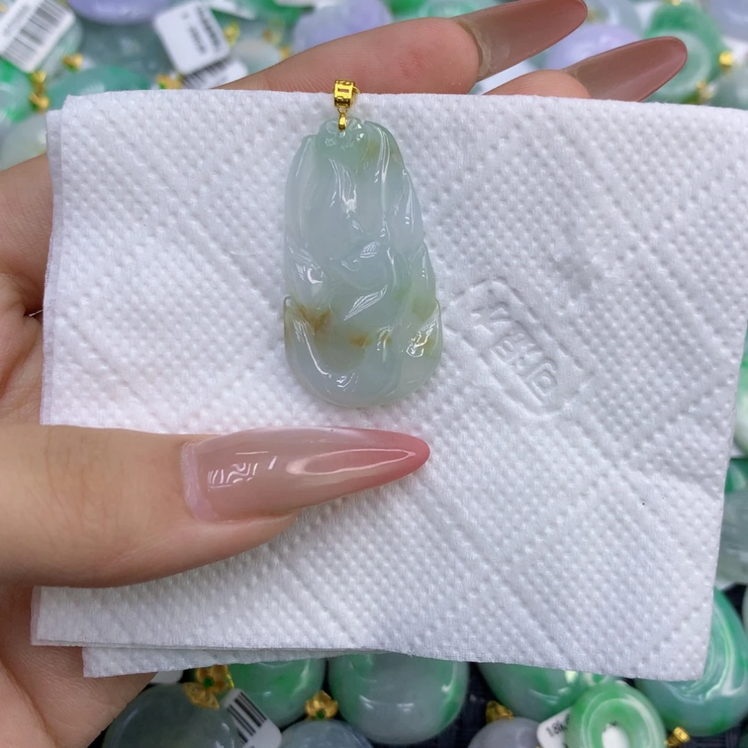 翡翠18K金镶嵌颈饰1111111111