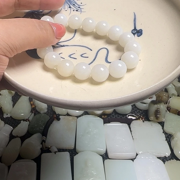 萌***球瓷片新号开播挂件一个