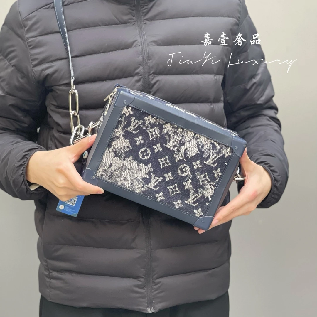 嘉壹/99新(6785)Lv SOFT TRUNK ETENTE TRUNK老花印花帆布斜挎包