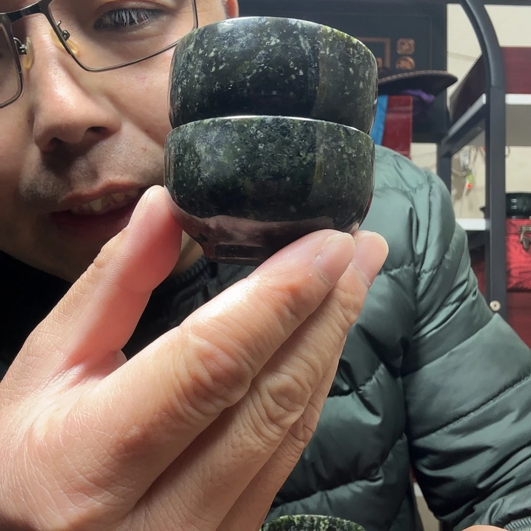 蛇纹石玉未镶嵌药王石能量养身产品