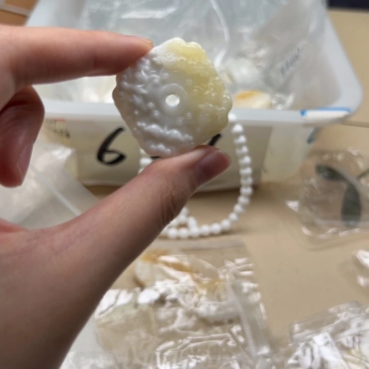 白玉菩提手串黄色1155