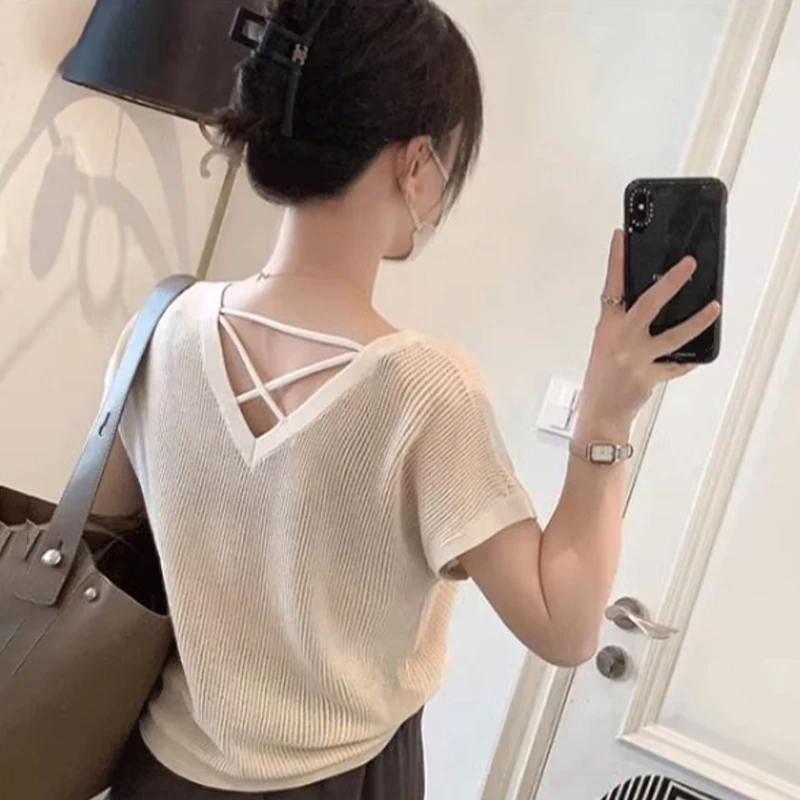 高级感V领短袖T恤女2025夏季新款宽松百搭纯色镂空针织衫小众女装
