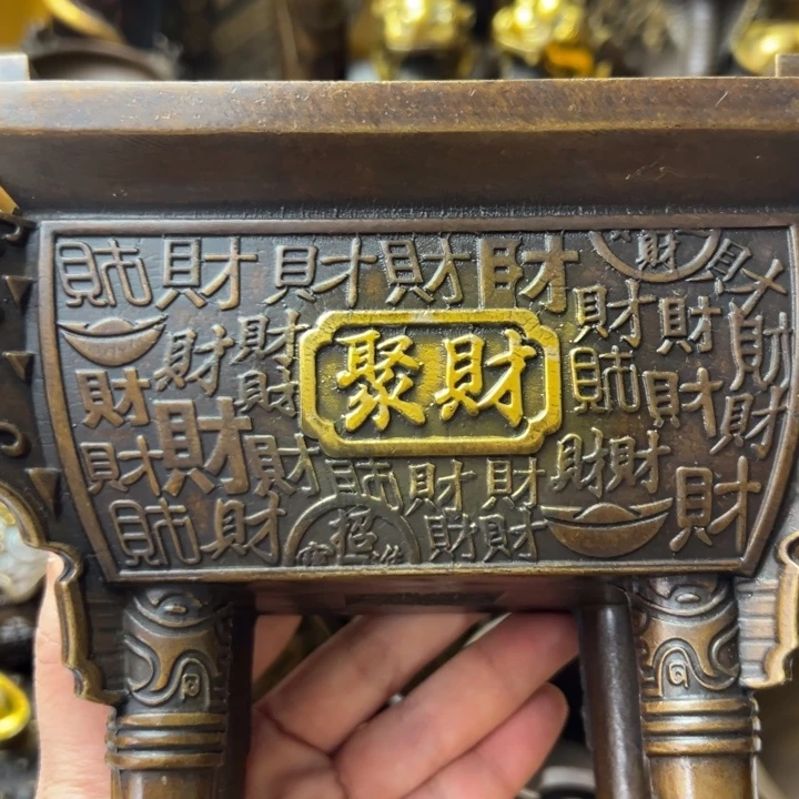 精美铜器摆件藏收