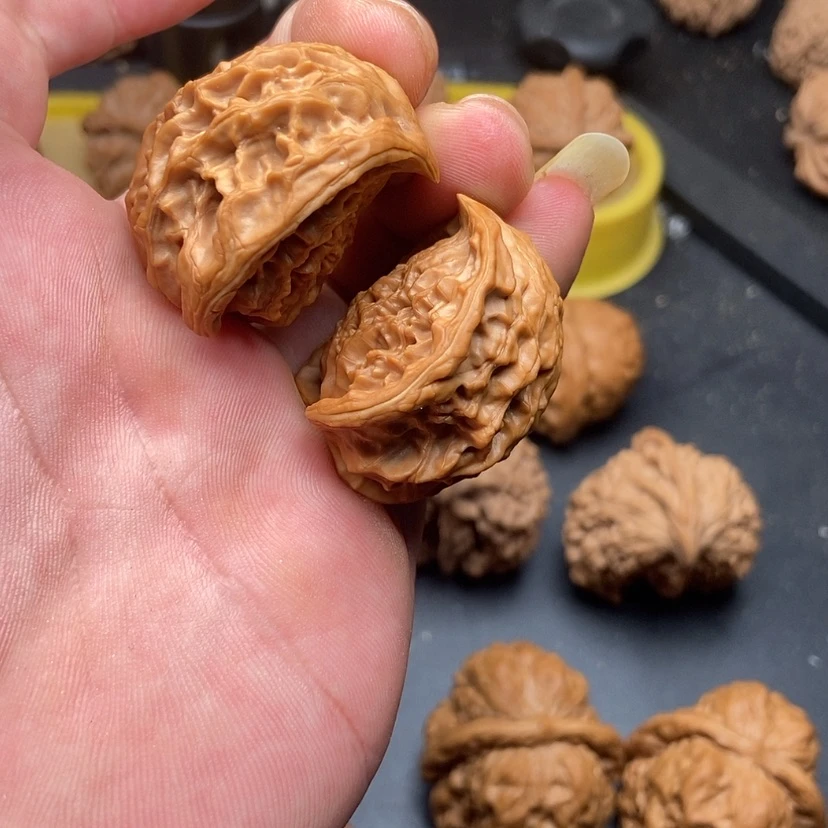 【闪购商品】桃核把件李**?比翼双飞