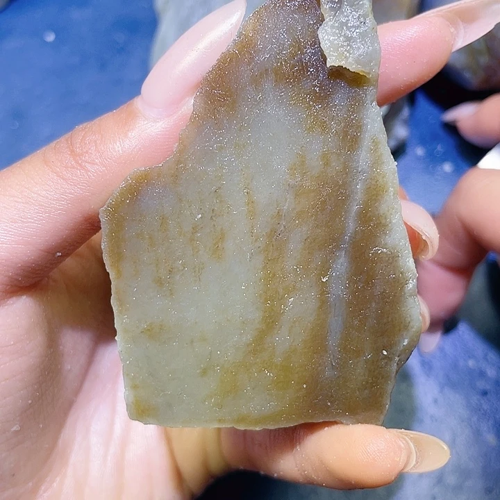 和田玉未镶嵌珠宝半成品