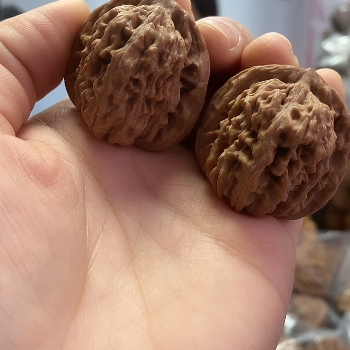 文玩核桃把件37.5四座楼