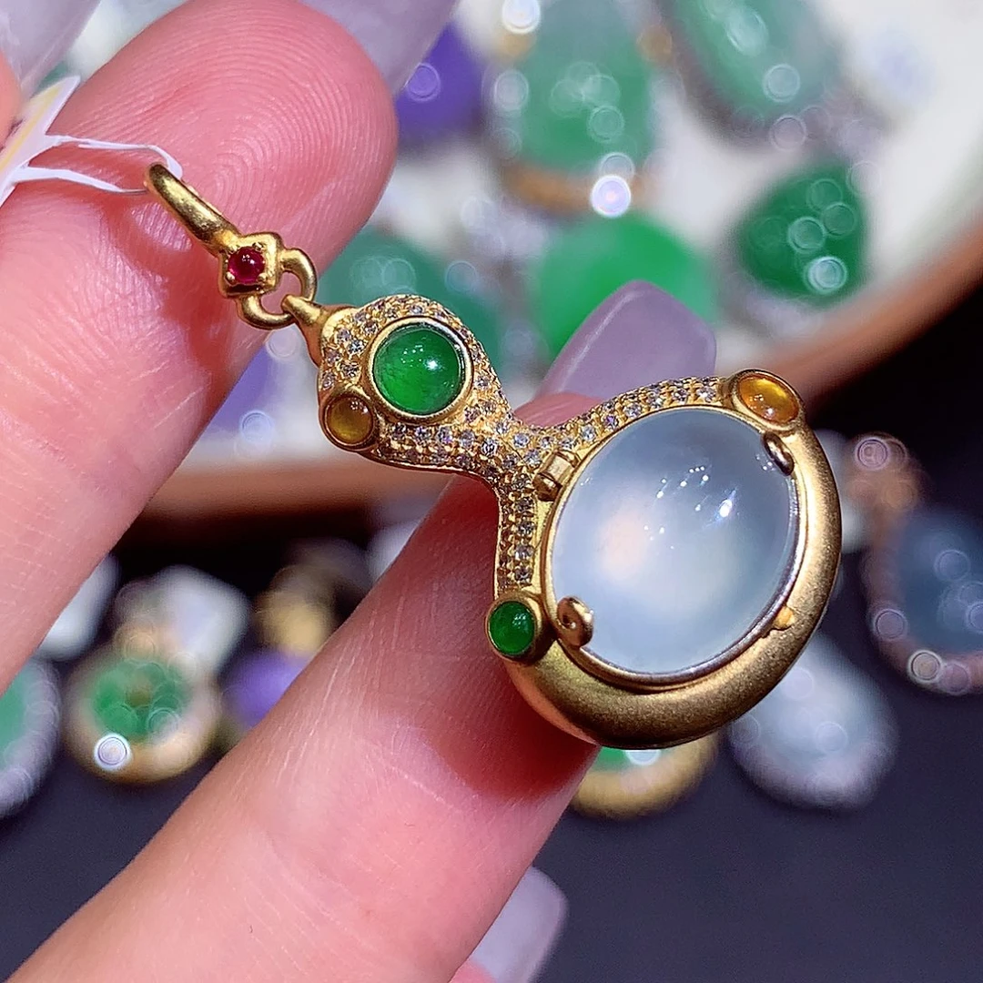 翡翠18K金镶嵌吊坠(不含链)