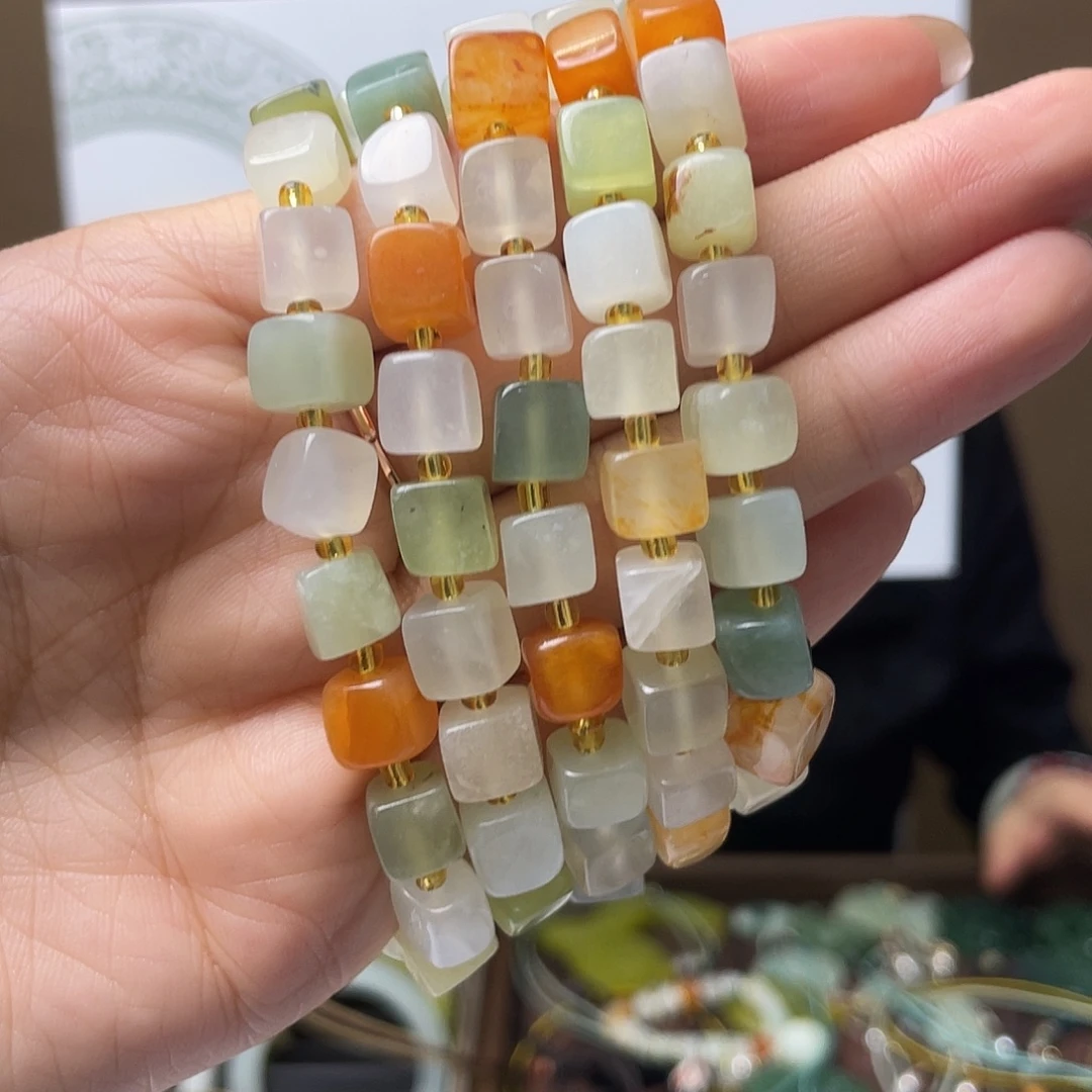 和田玉（糖玉）未镶嵌颈饰