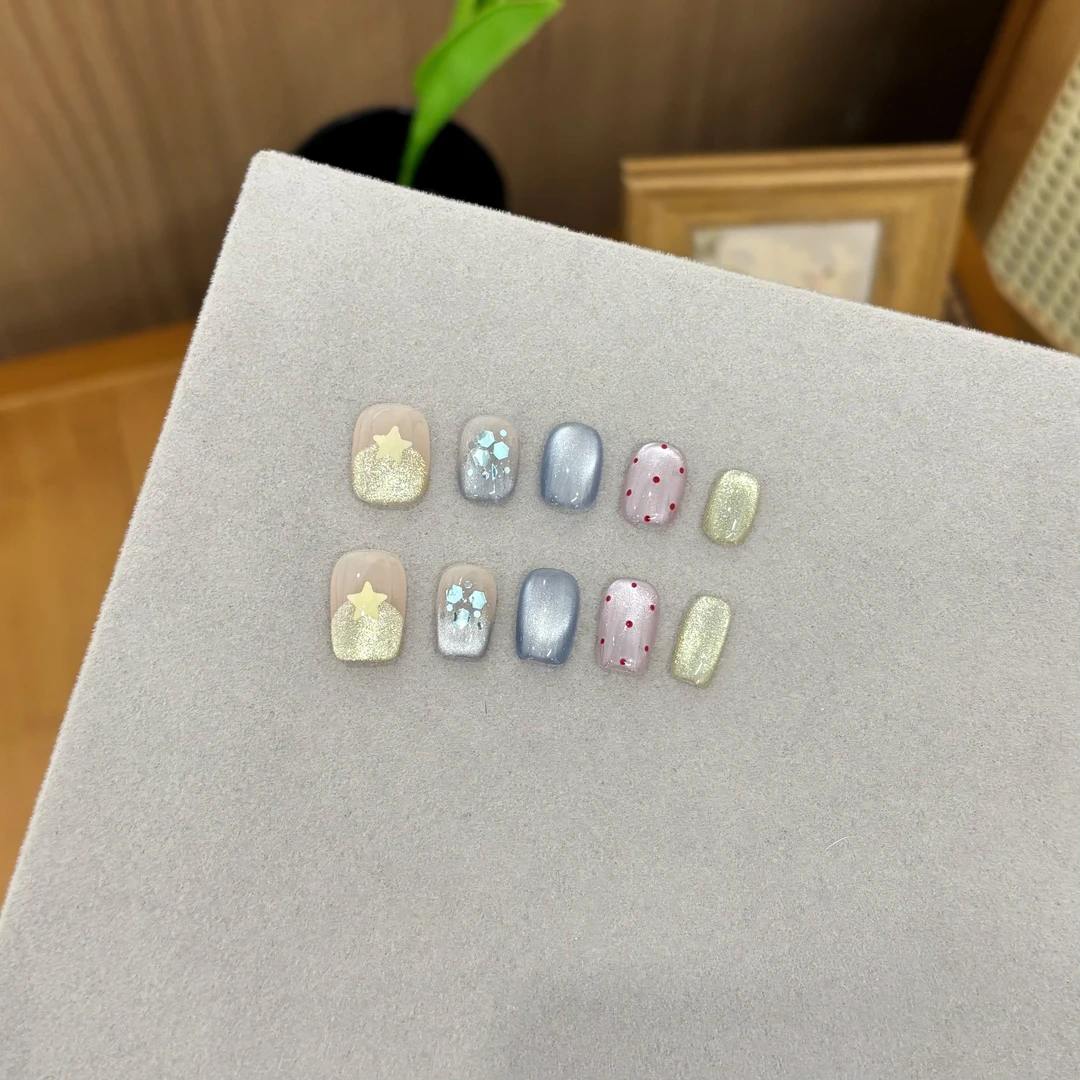 【七彩星冰乐】短款学生美甲猫眼高级感贴片穿戴甲手绘穿戴甲中长款