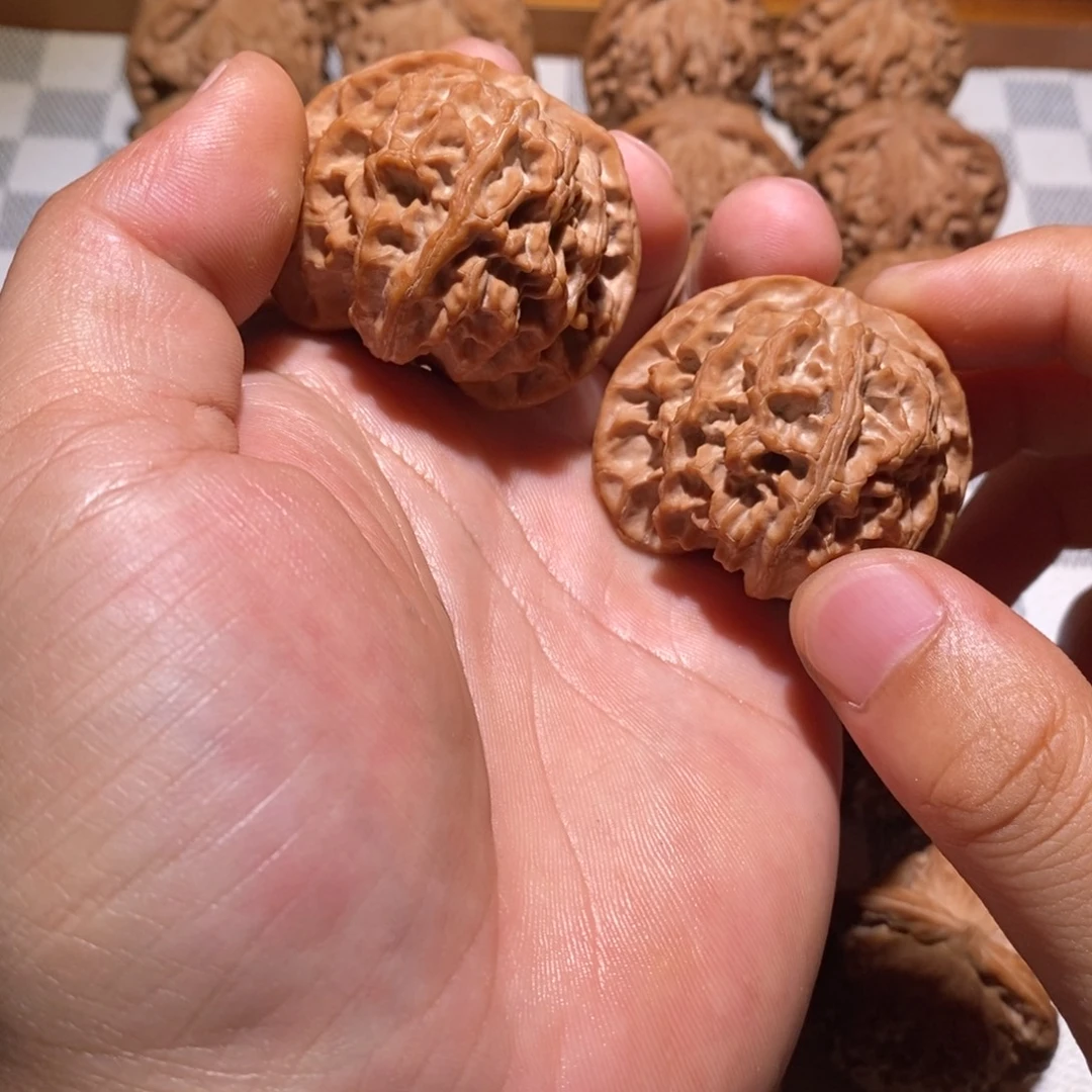 i***o文玩核桃吊坠苹果