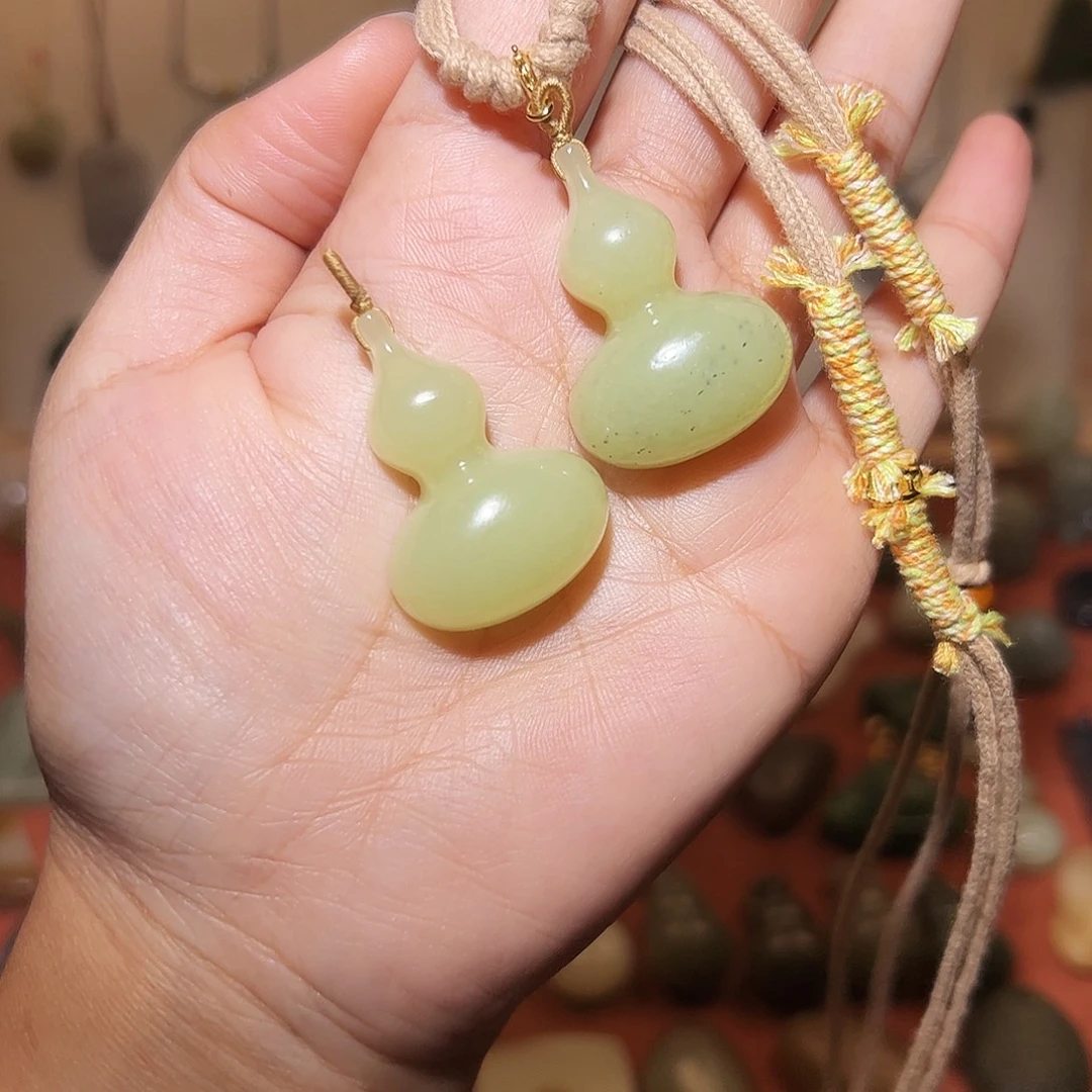 和田玉未镶嵌颈饰任选其一